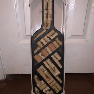 5 for $25💄 Metal wine bottle decor with wine corks